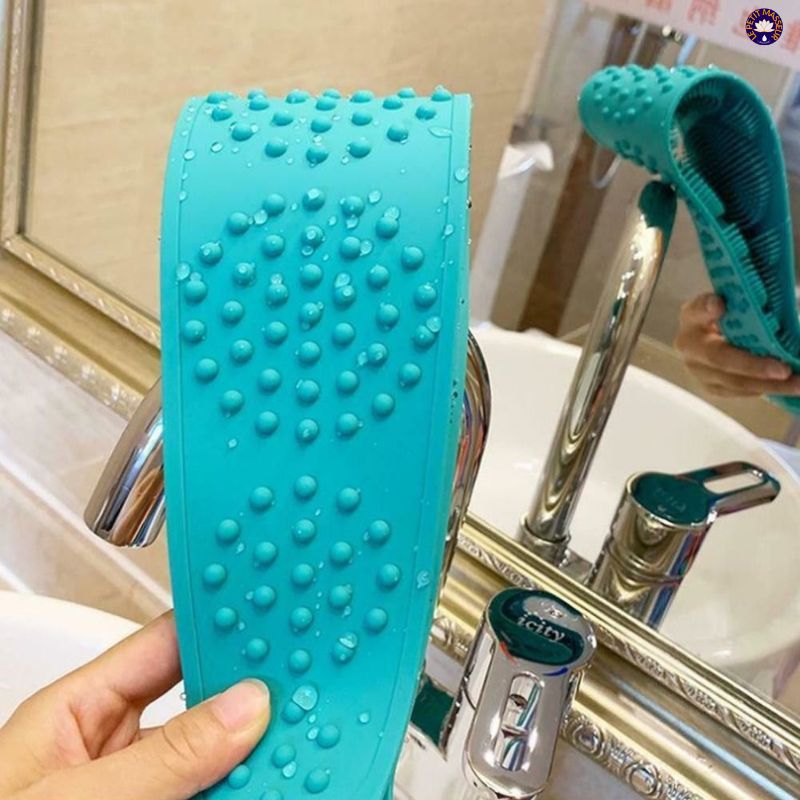 Brosse à dos pour la douche - Le petit masseur